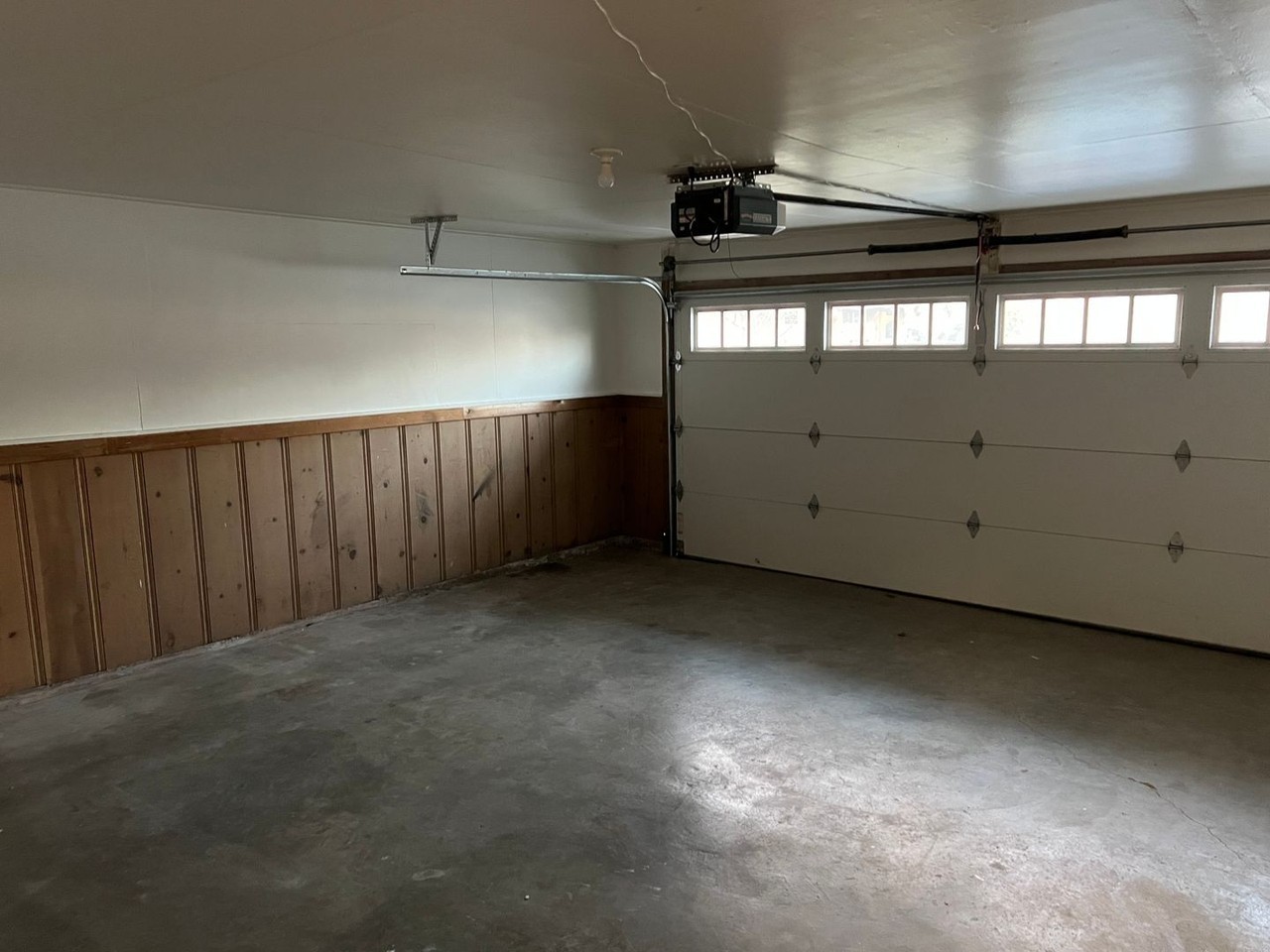 1855 S Valleyroad Ave - Photo 3 of 4