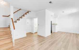 4034 Redwood Ave - Photo 1 of 1