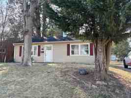 featured image of 207 Erwin St