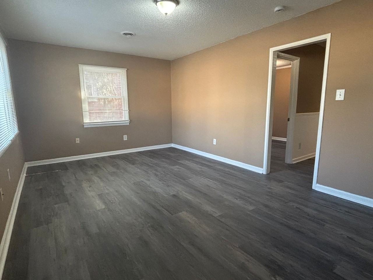 207 Erwin St - Photo 3 of 12