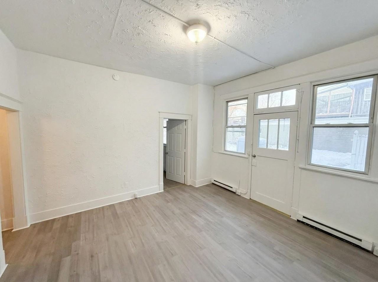 99 Partition St - Photo 3 of 9