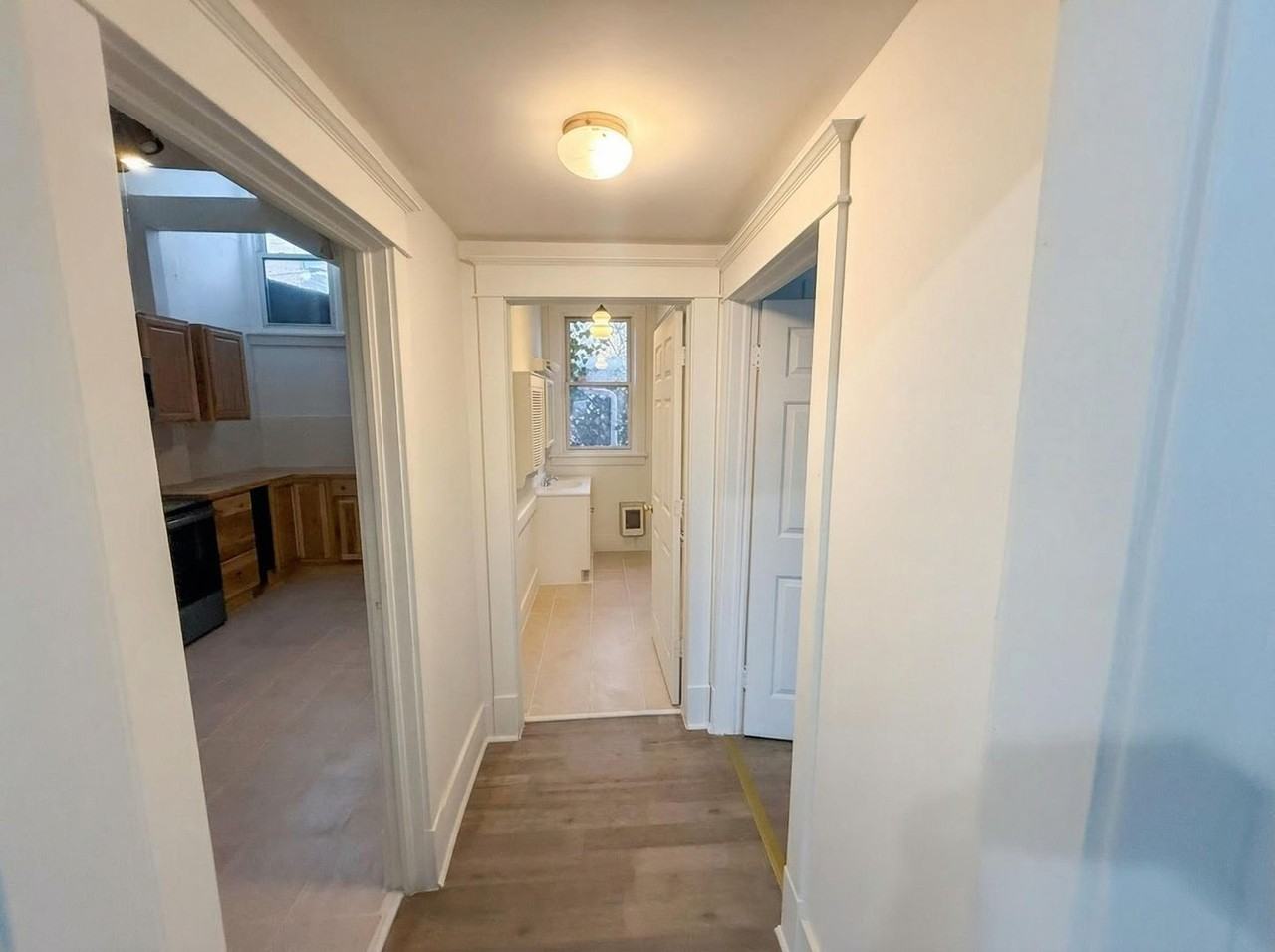 99 Partition St - Photo 5 of 9