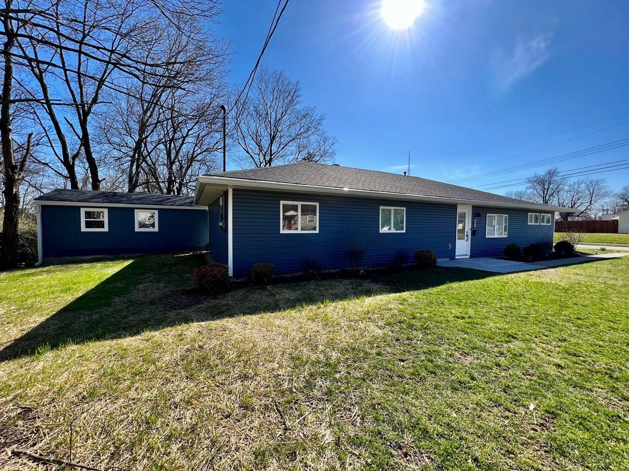 105 Boyd Ln - Photo 3 of 43