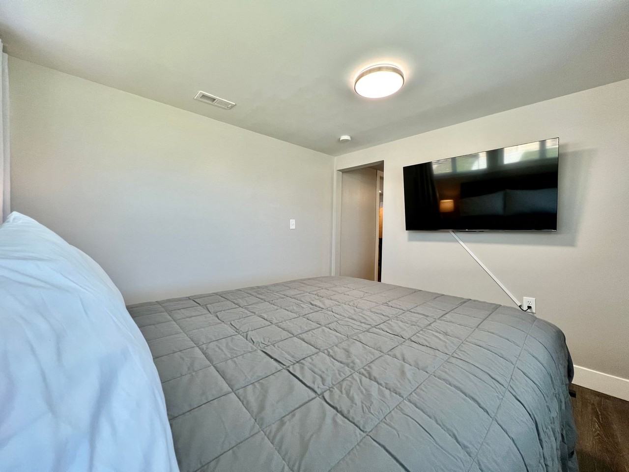 105 Boyd Ln - Photo 7 of 43