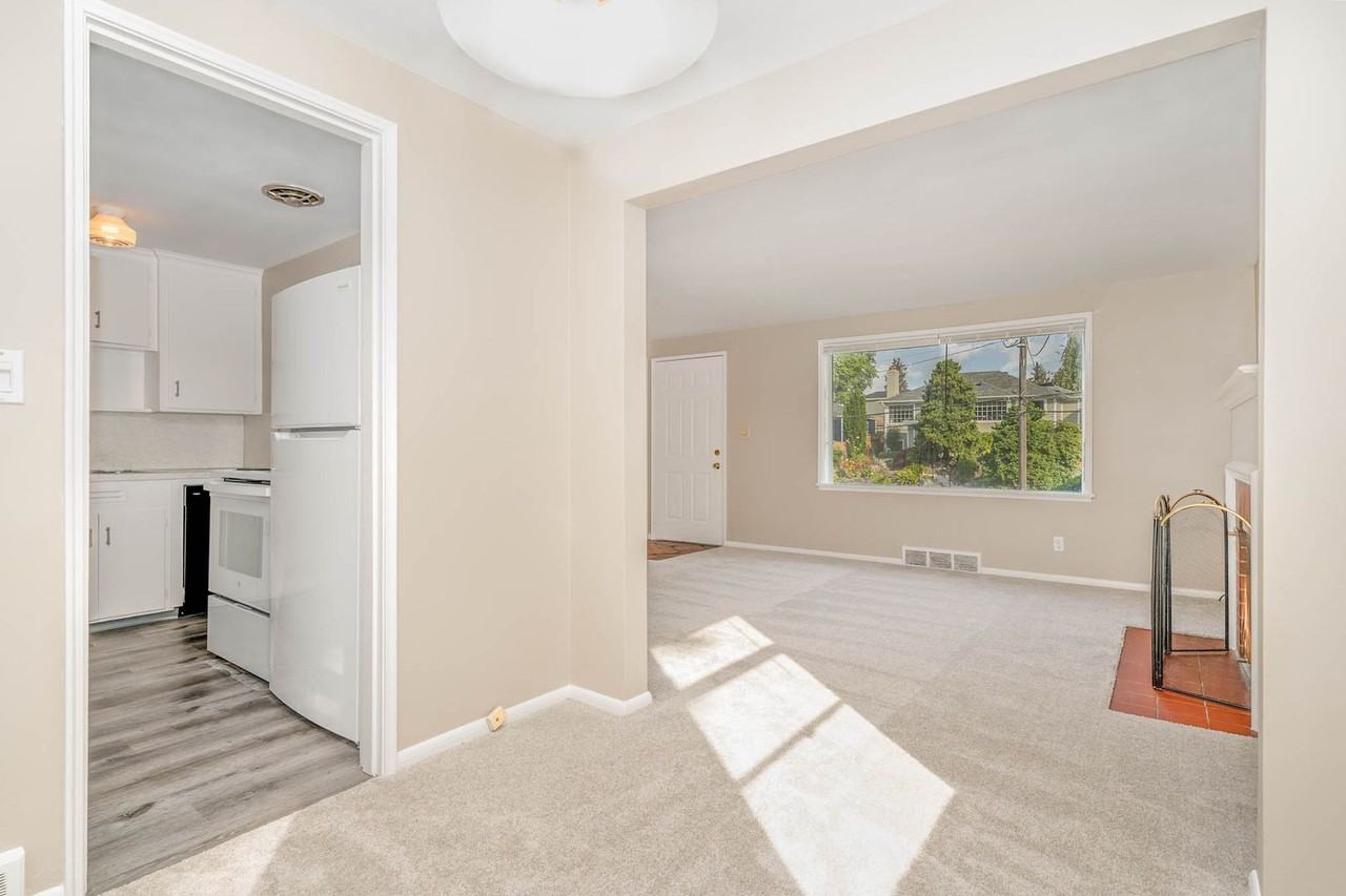 3839 30th Ave W - Photo 7 of 16