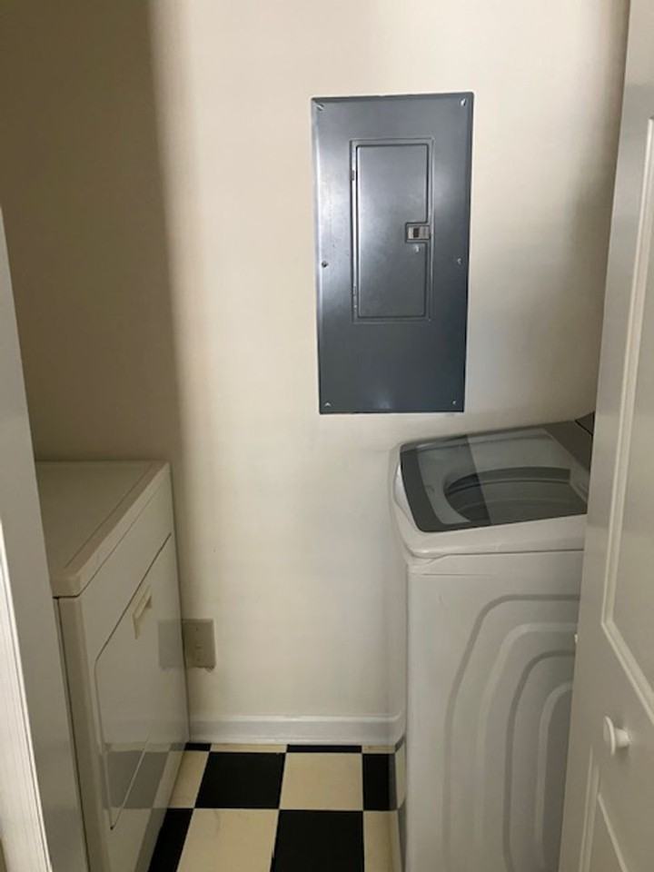 715 Clearwater Ct #L - Photo 5 of 13