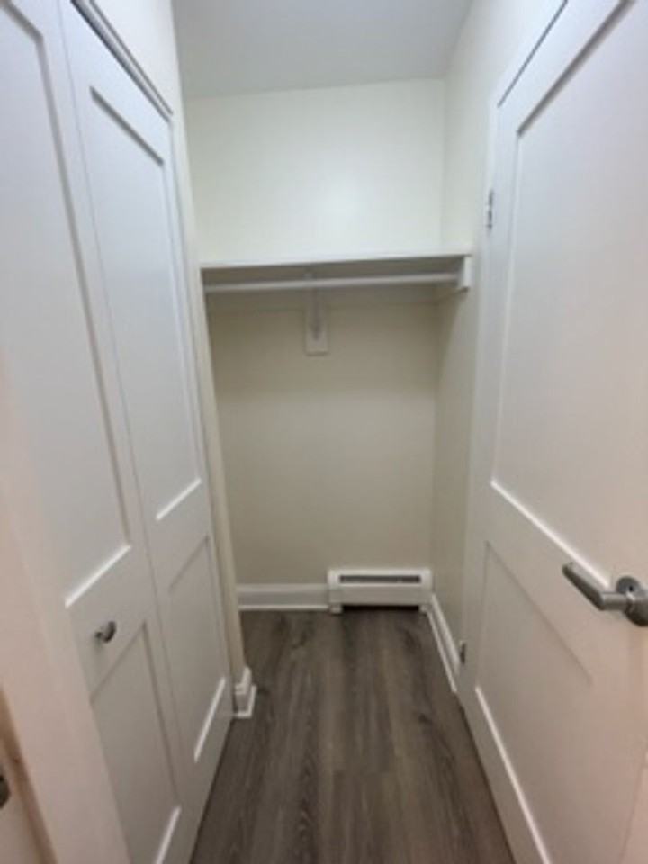 Live the Lakefront Dream at North Shore Apartments - Photo 4 of 22