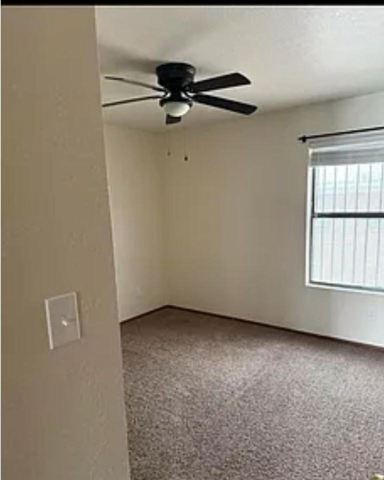 2190 Bex St - Photo 4 of 5