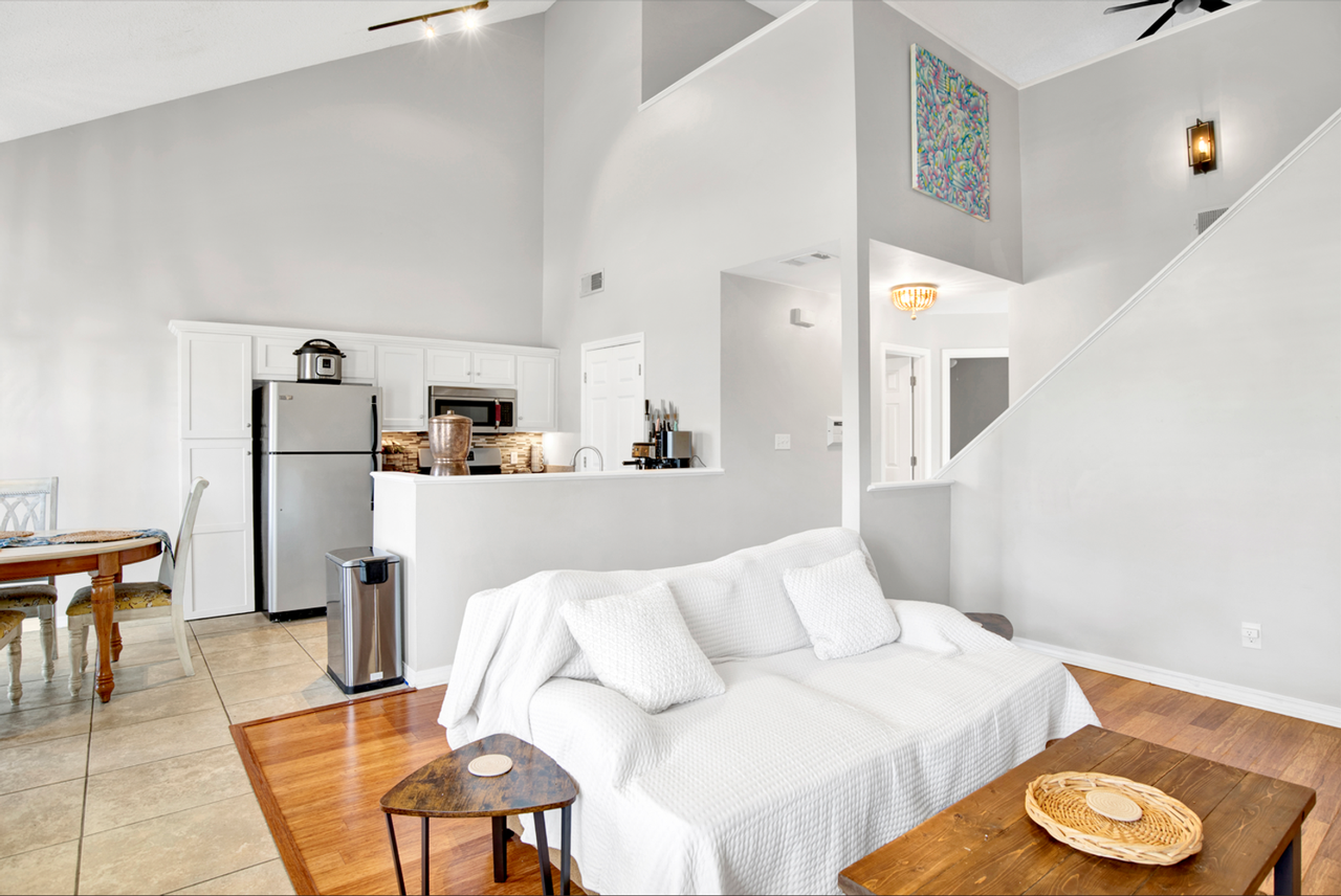 5910 Bay Vista Dr - Photo 5 of 25