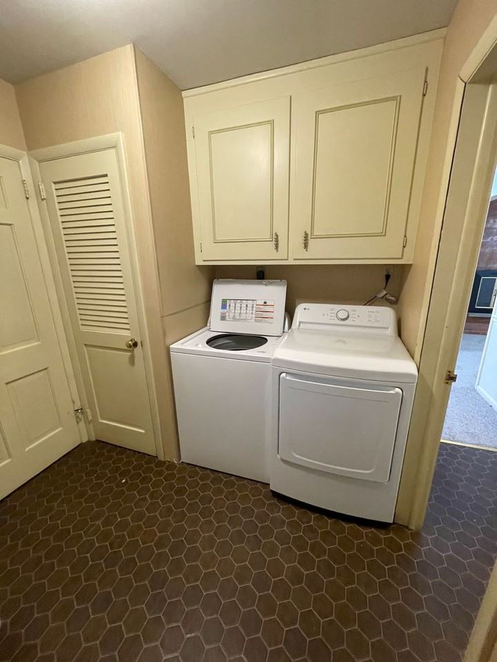 901 Shreiner Ave - Photo 4 of 13