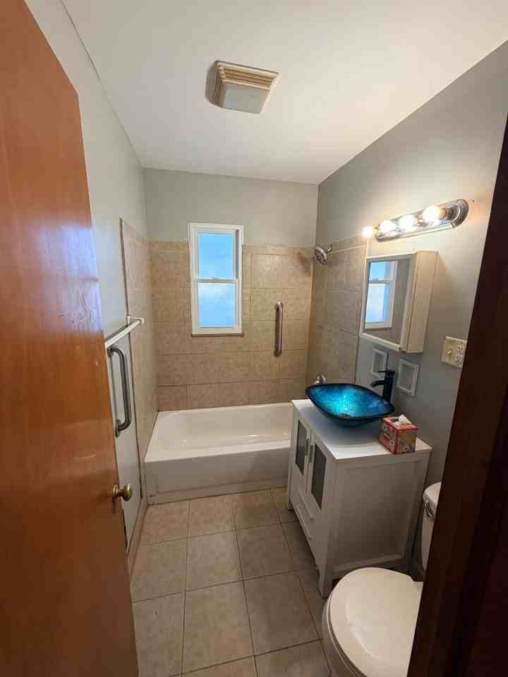 1506 Ellsworth Ave - Photo 4 of 7