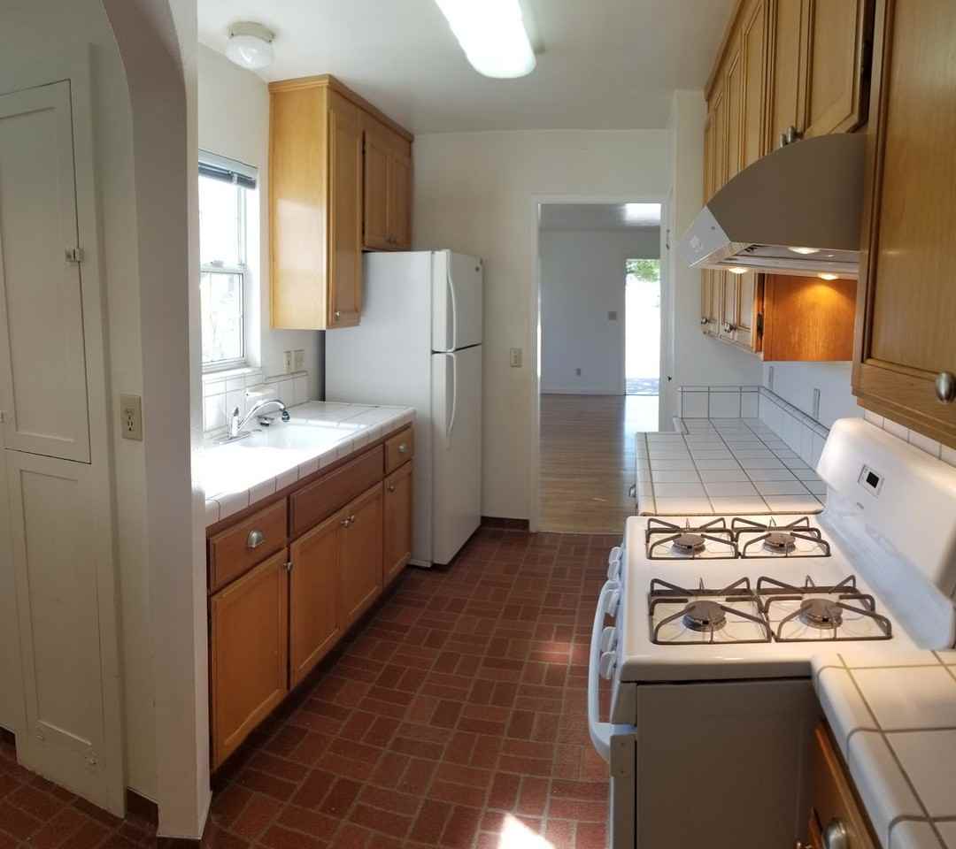 1623 1619, 1623 and 1627 Mill Street - Photo 3 of 50