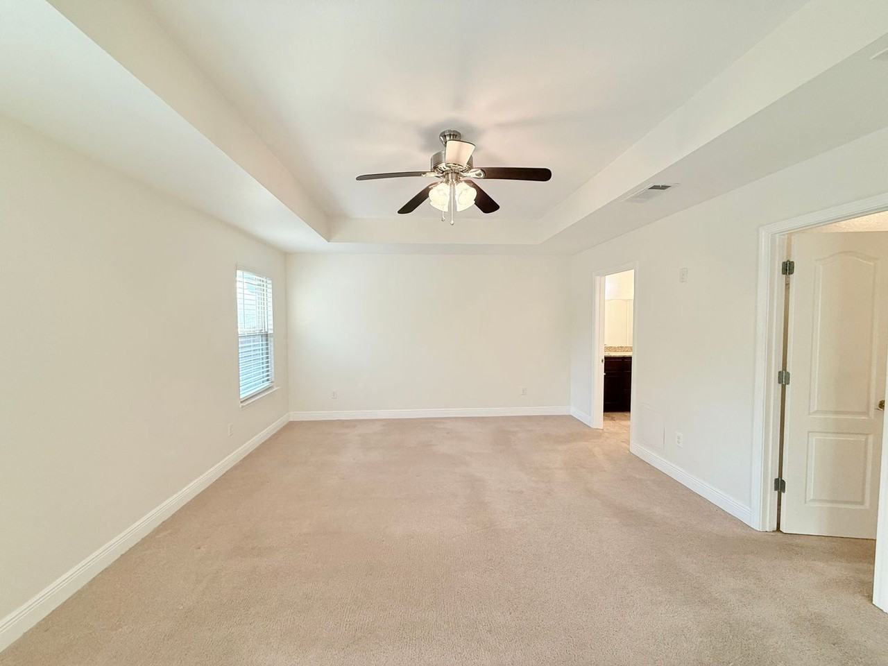 7927 Silver Maple Dr - Photo 7 of 17