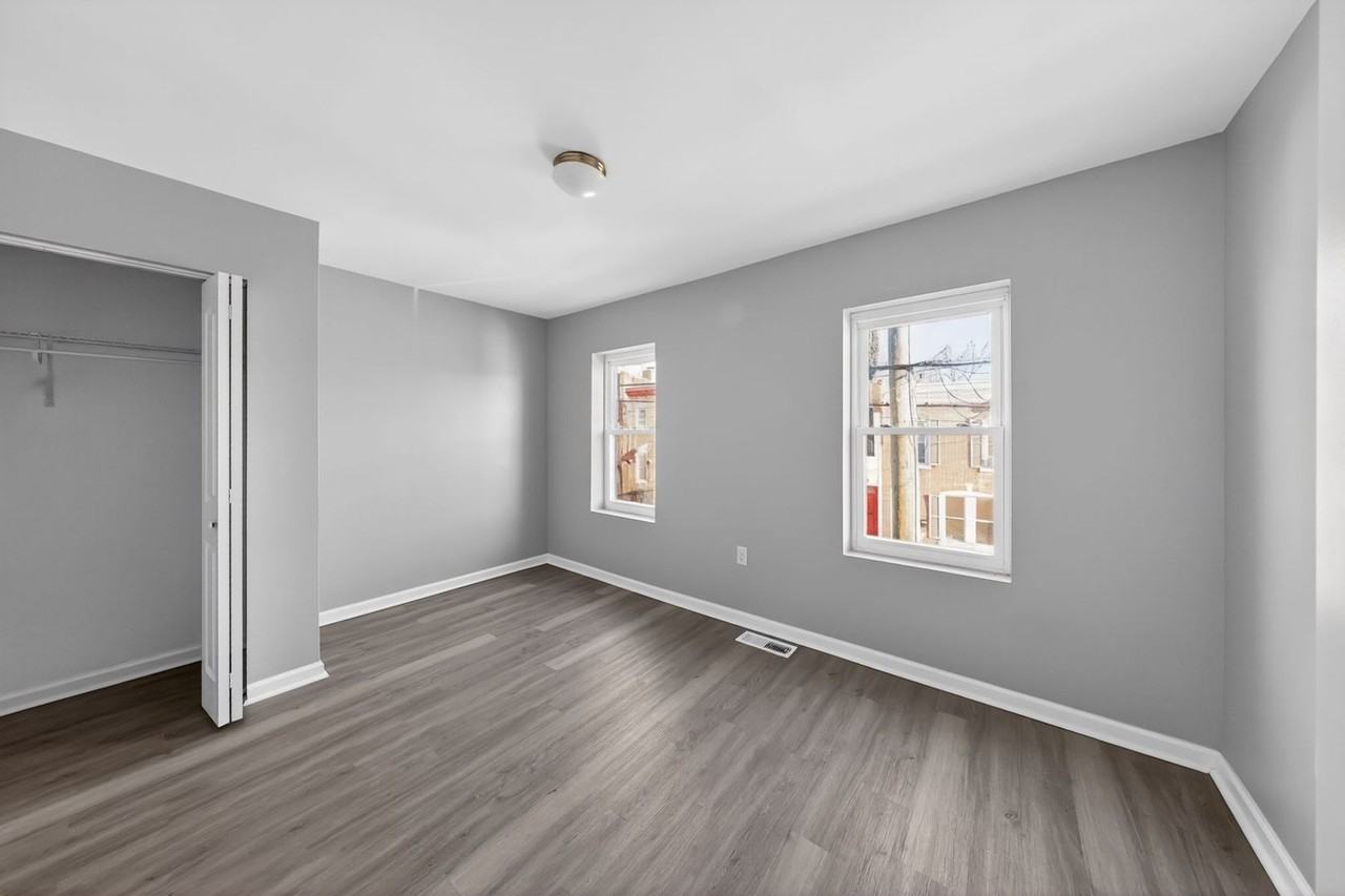 1316 W 3rd St - Photo 6 of 15