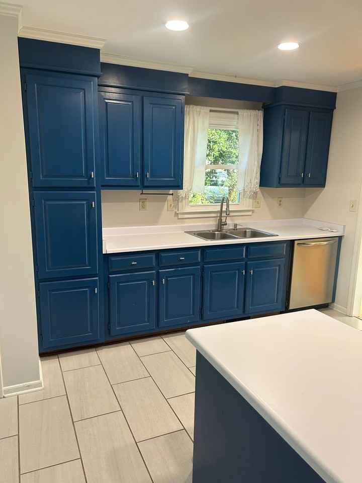 206 S Chancelor Dr - Photo 4 of 25