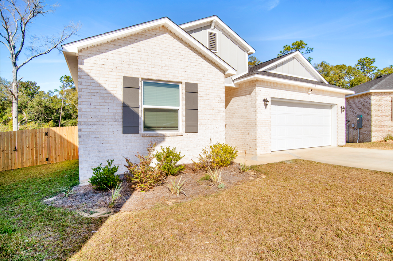 6133 Bellview Pointe Ln - Photo 2 of 30