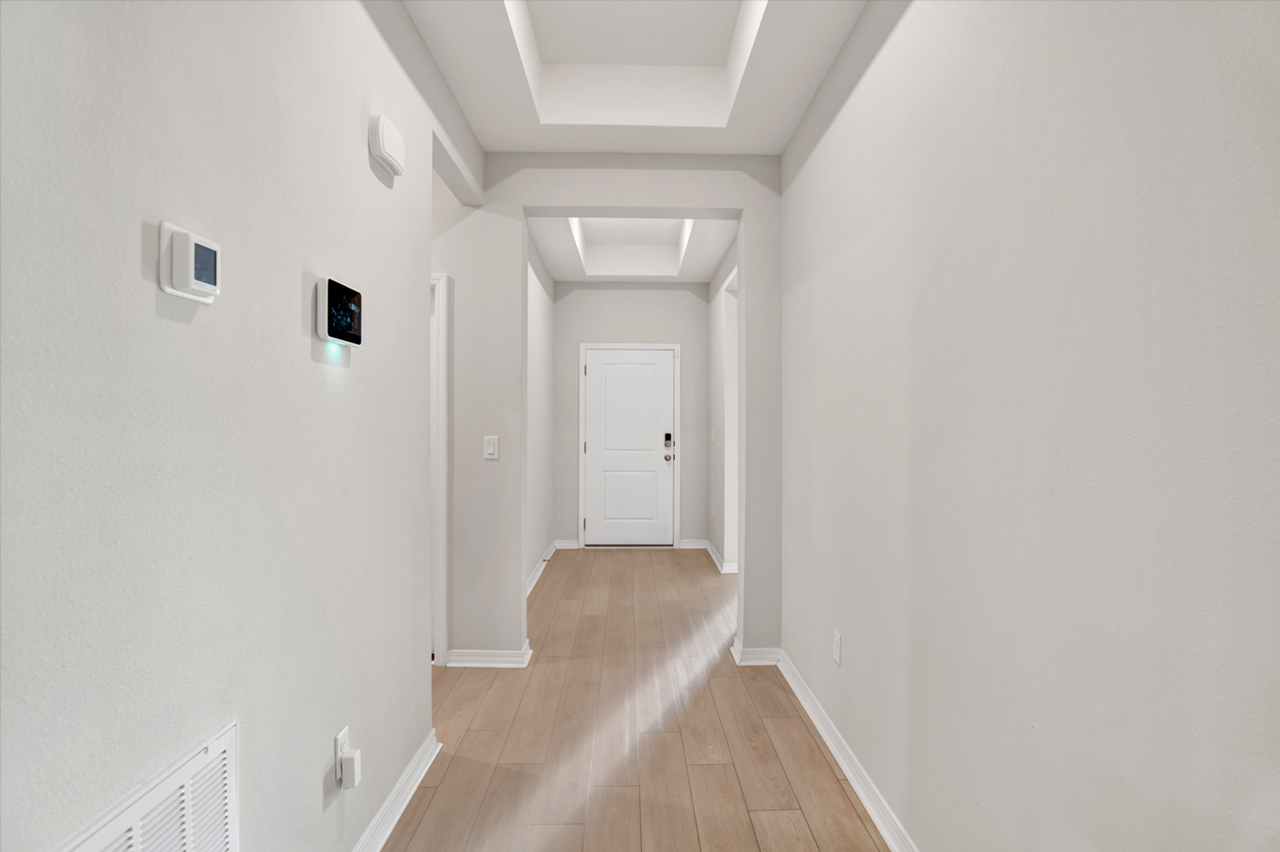 6133 Bellview Pointe Ln - Photo 4 of 30