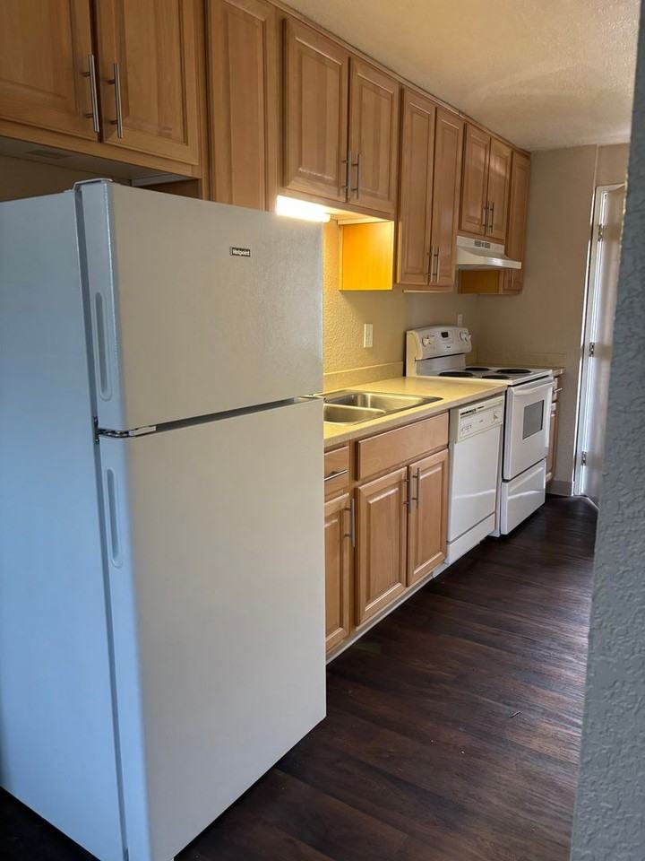 Santana Court - Photo 4 of 20