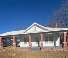 featured image of 911 4th St