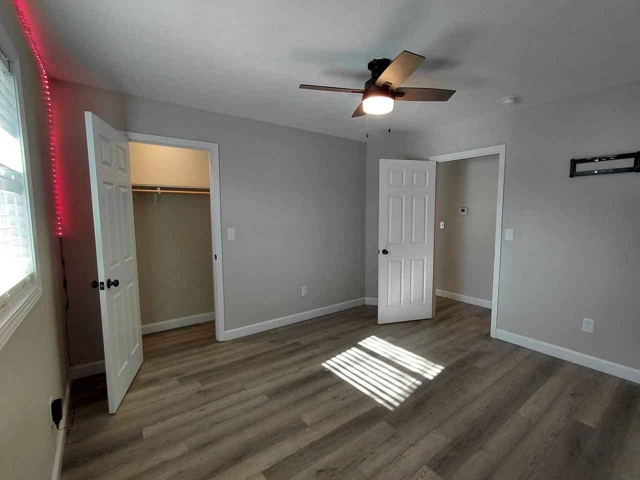 1718 Sanders Rd - Photo 7 of 26