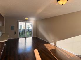 TFSC-B7300 - Photo 1 of 1