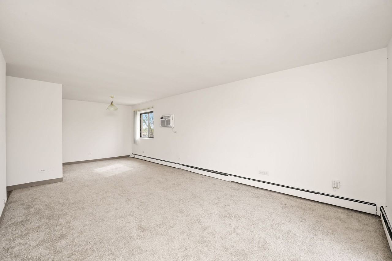 Carriage Creek Apartments - Photo 6 of 21