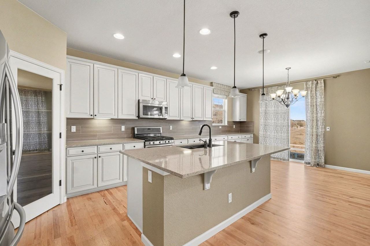 3038 Percheron Dr - Photo 6 of 21