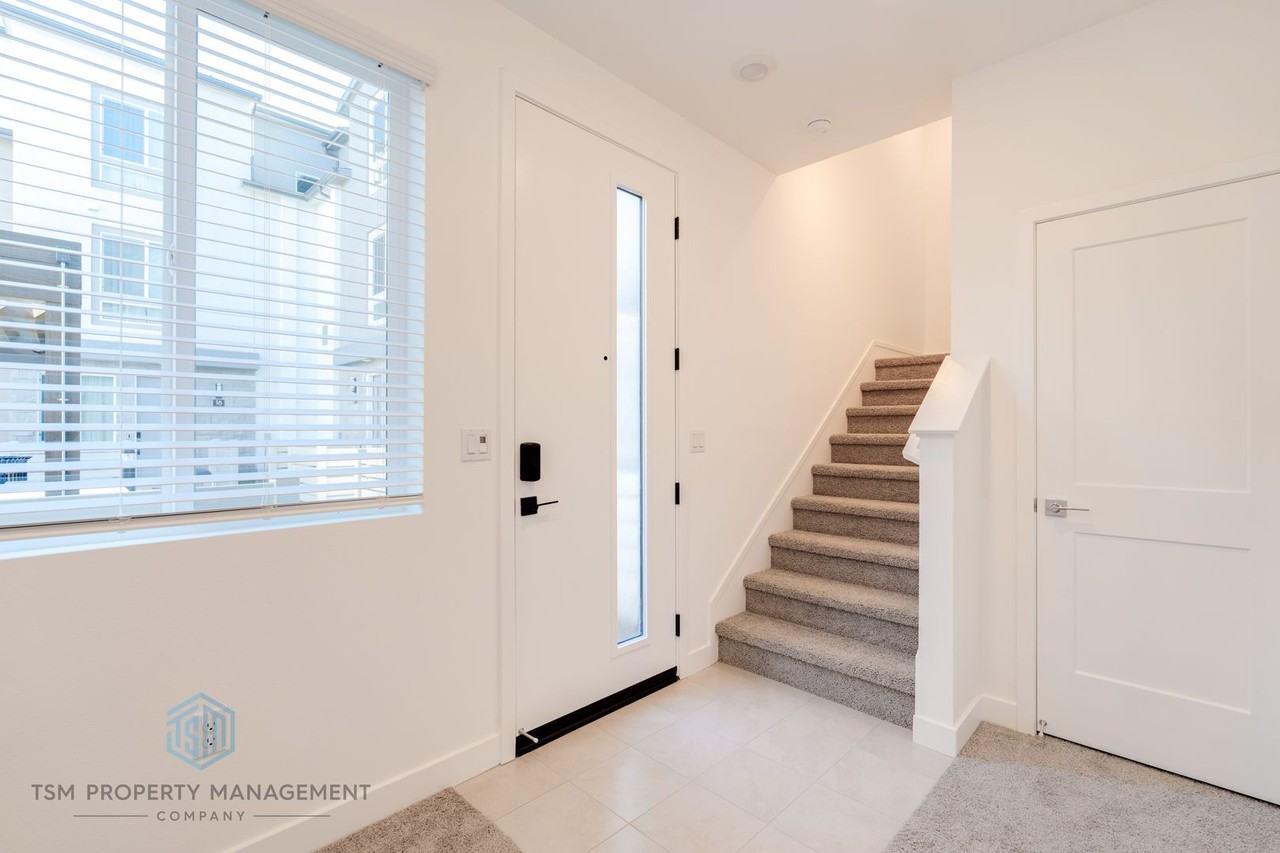 10002 Central Ave #13 - Photo 5 of 20