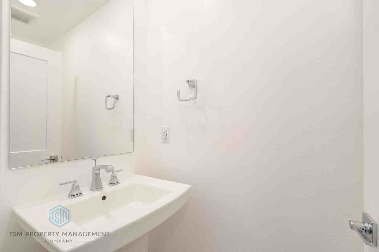 10002 Central Ave #13 - Photo 6 of 20