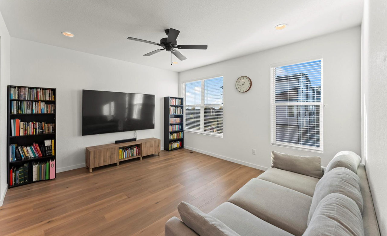 7143 Hunter Jumper Dr - Photo 6 of 18