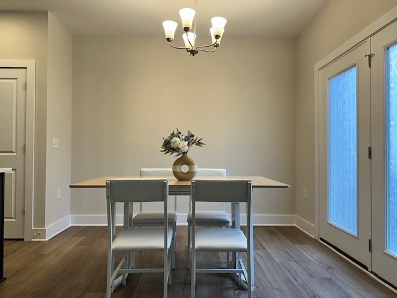 816 Pryor St - Photo 3 of 14