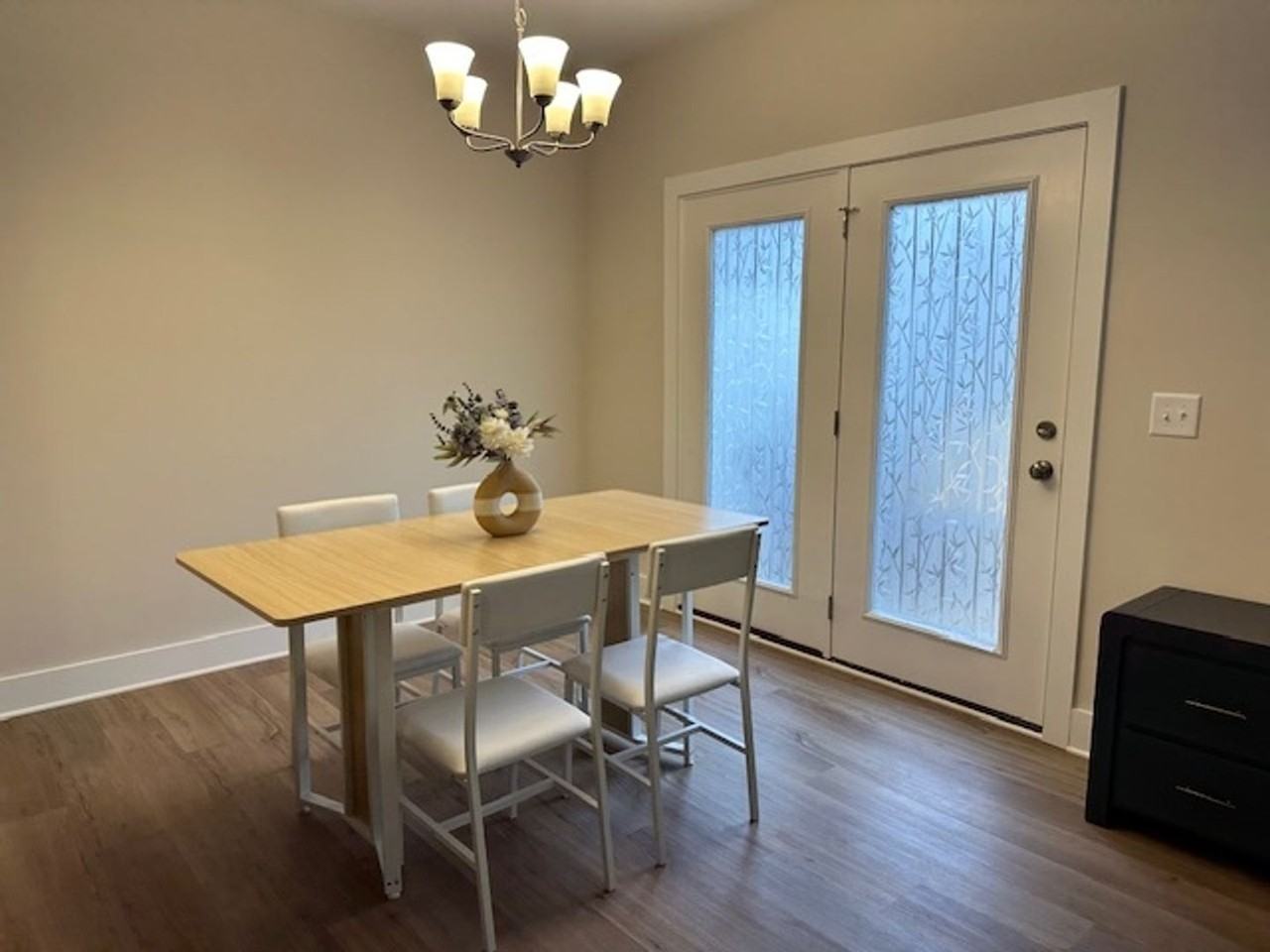 816 Pryor St - Photo 4 of 14