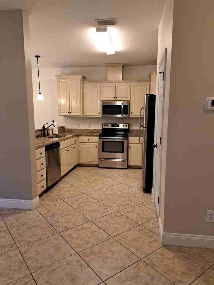 1734 Annabellas Dr - Photo 3 of 28