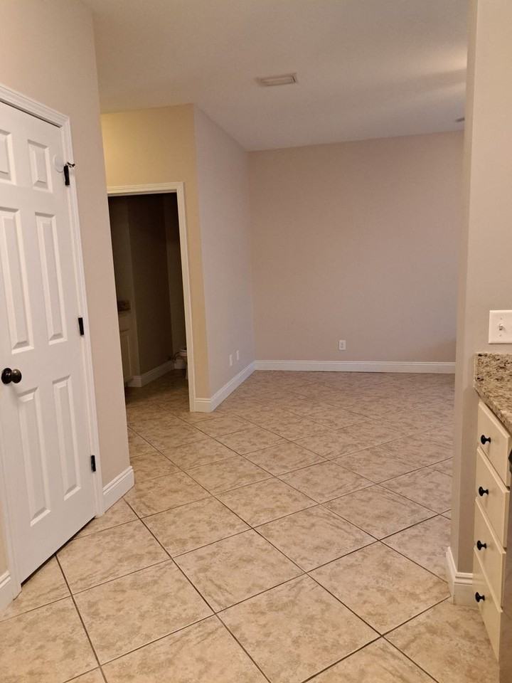 1734 Annabellas Dr - Photo 6 of 28