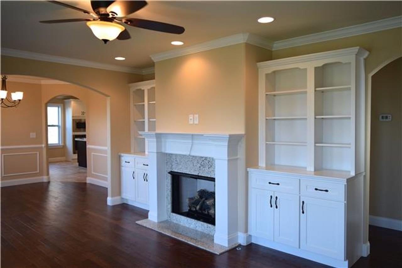 316 Lawndale Dr - Photo 6 of 12