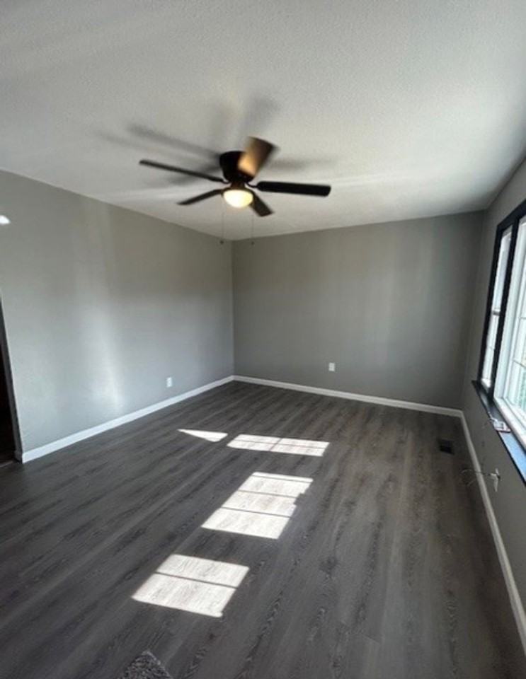 11 Hissrich St - Photo 2 of 10