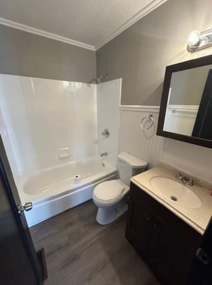 11 Hissrich St - Photo 3 of 10