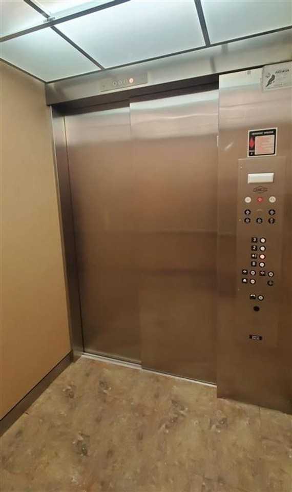 200 S 8th St - Photo 6 of 34