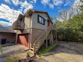 featured image of 2710 E Gonzalez St