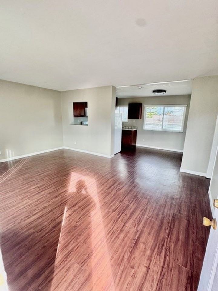 SEMINOLE DRIVE - Photo 6 of 12