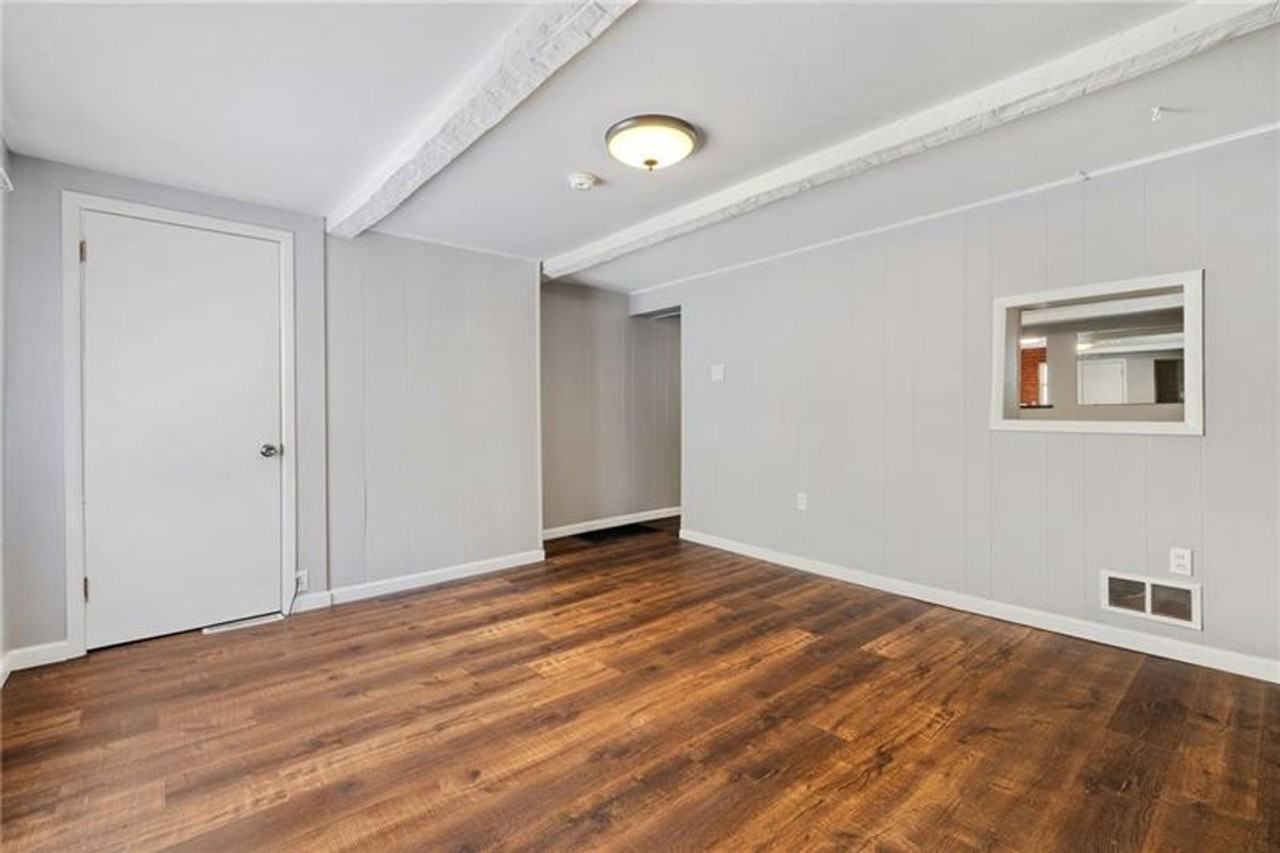 2623 Jane St - Photo 3 of 21