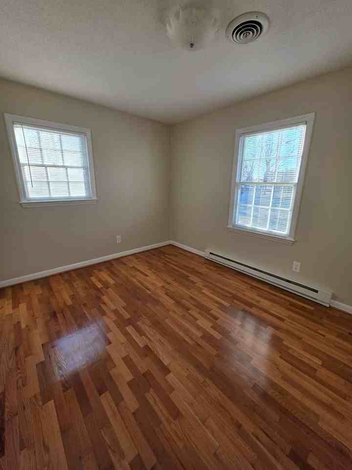 1307 Grantham Dr - Photo 7 of 12