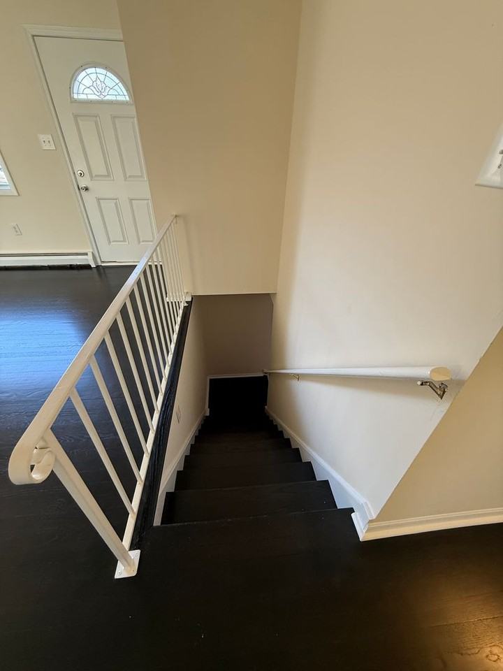 14235 Caroline St - Photo 3 of 24