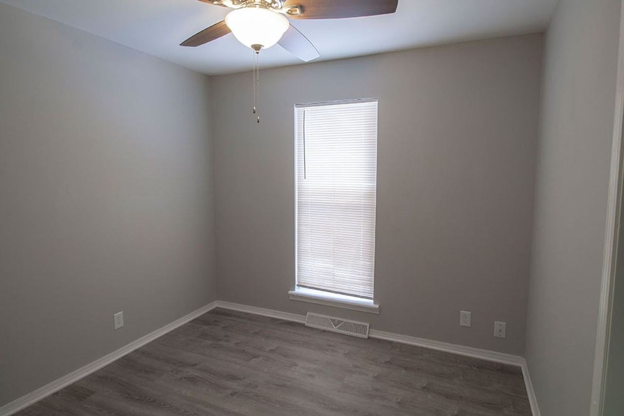 4242 E Santa Barbara Dr - Photo 6 of 33