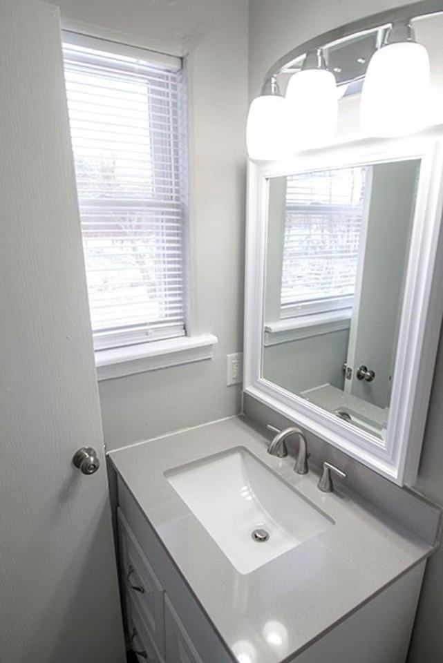 4242 E Santa Barbara Dr - Photo 7 of 33