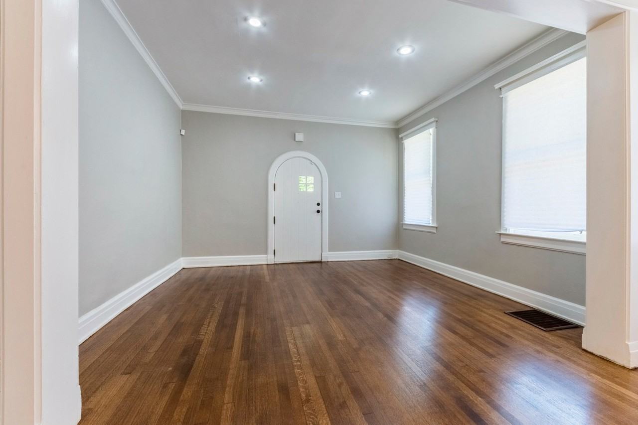 1553 N Parkway - Photo 5 of 29