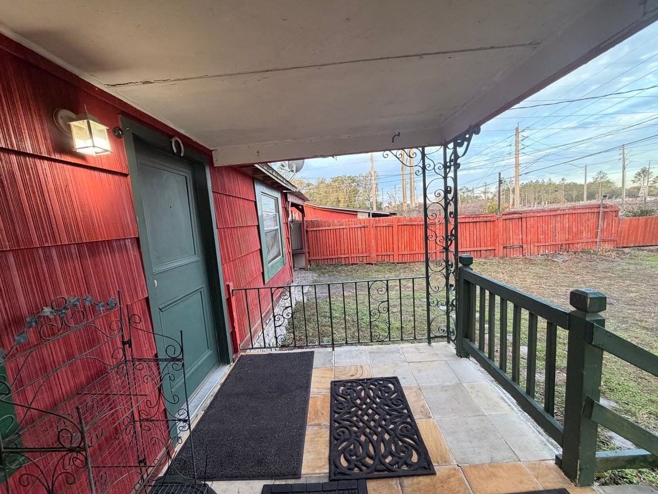 10416 103rd St - Photo 2 of 14