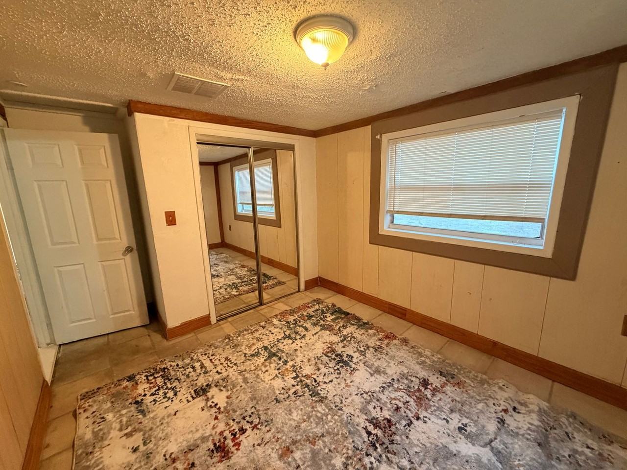 10416 103rd St - Photo 6 of 14