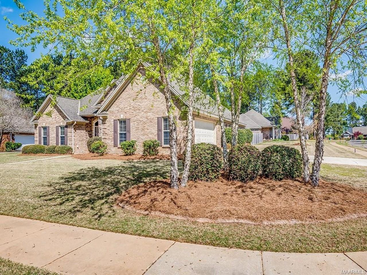 209 Williamson Way - Photo 2 of 4