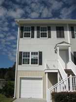 323 Laurel Oak Ln - Photo 1 of 1